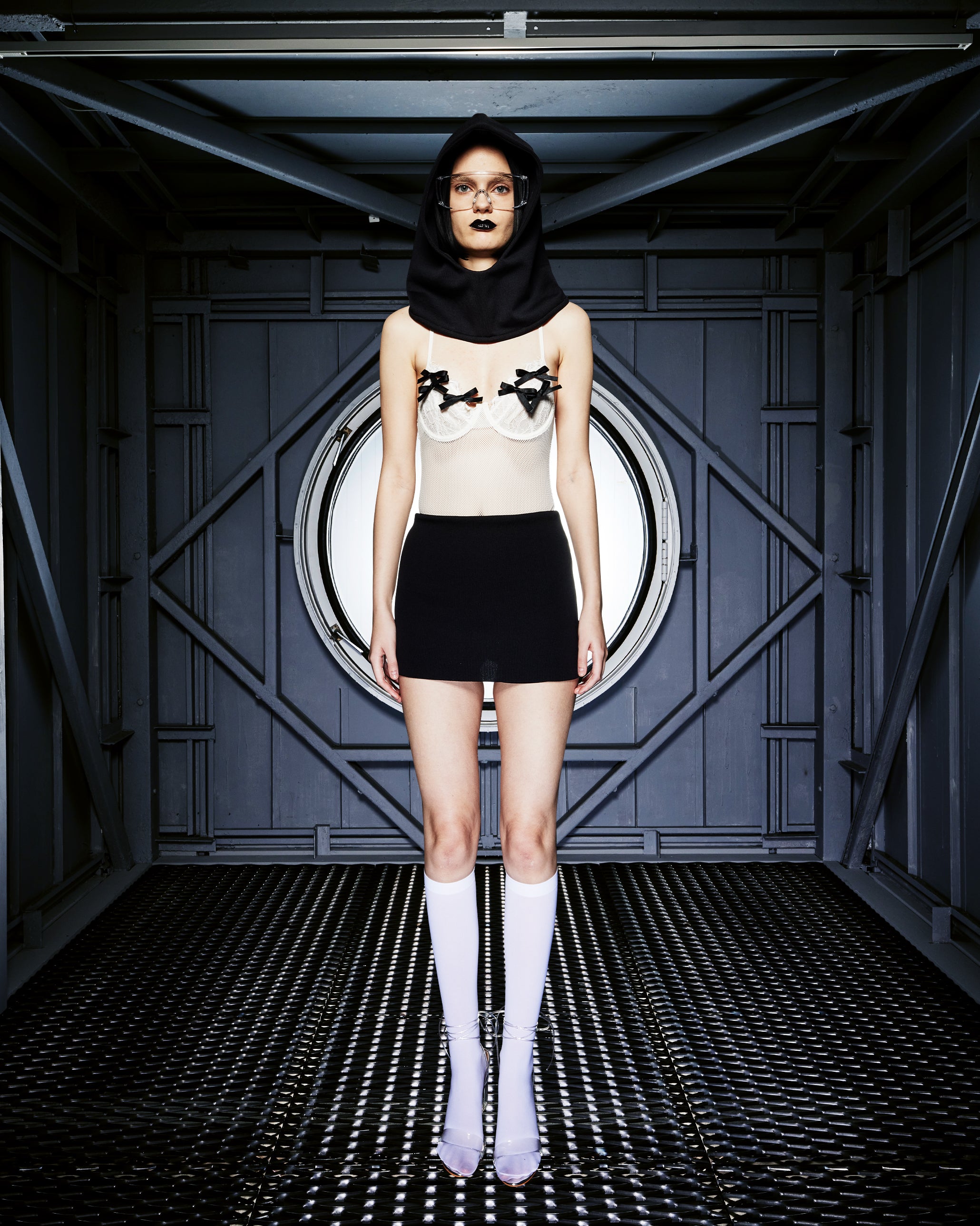 LOOK 5