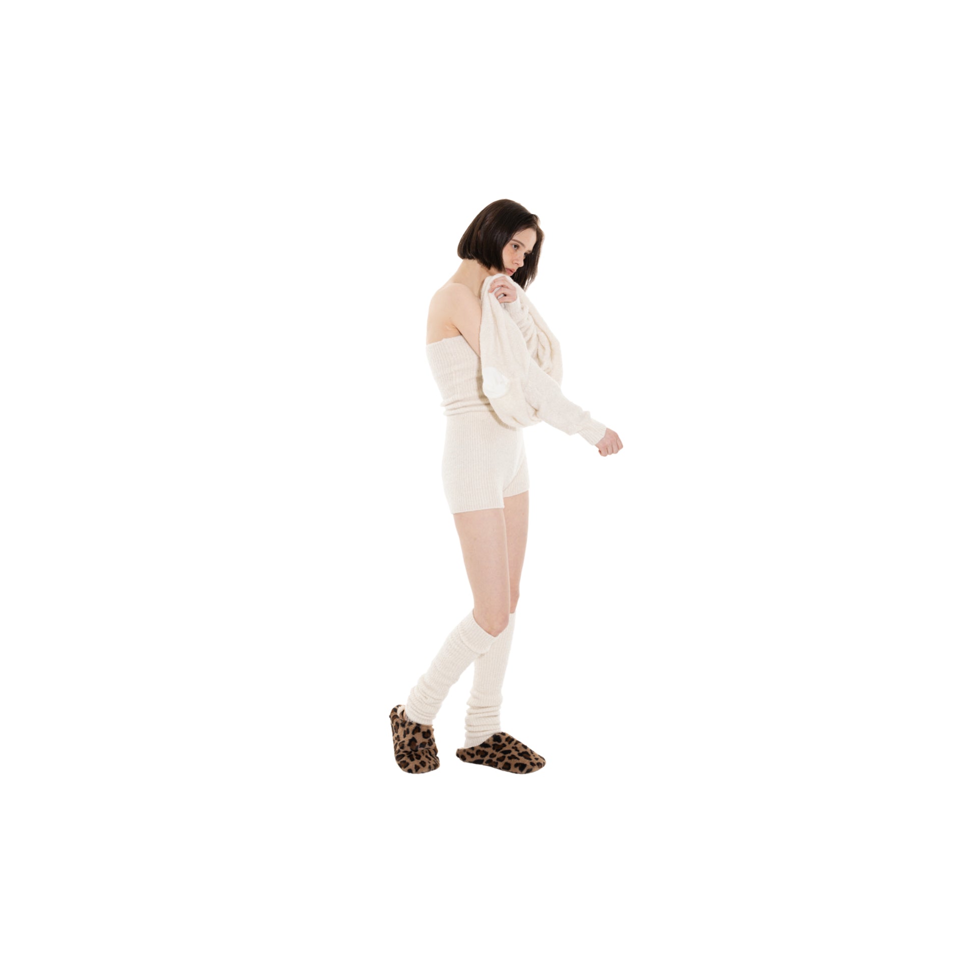 RELAX LOOK OFF WHITE - AYA | Complete Styling Look | MADE IN JAPAN